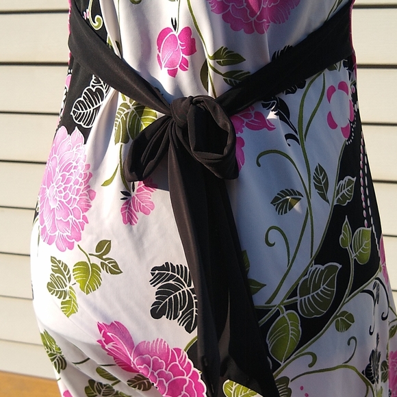 White floral keyhole dress size Small - Picture 4 of 11